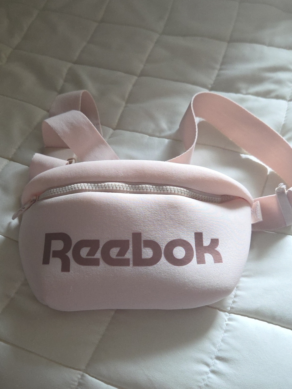 Reebok Light Pink Crossbody Belt Bag with Logo. Adjustable Strap. Holds Phone...